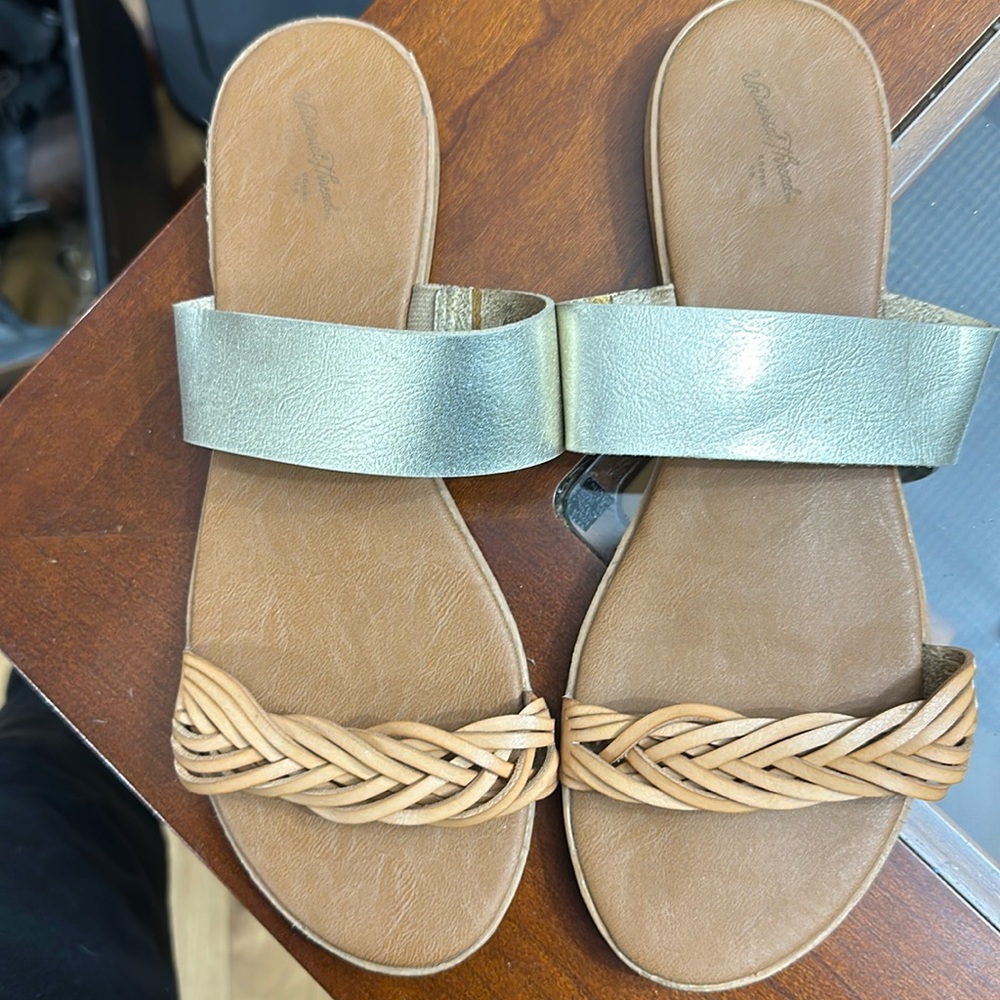 Universal Thread 2 strap hold and tan slide sandals